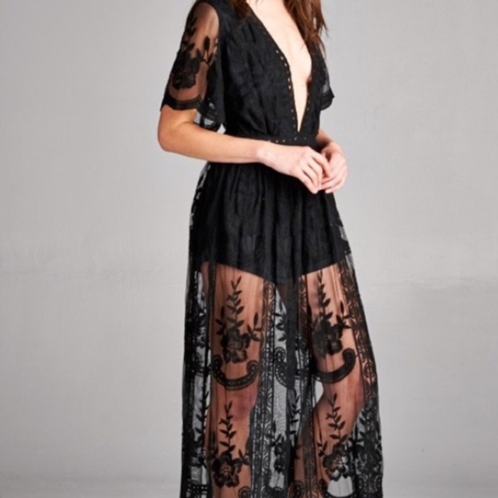 🆕 Honey Punch Black Lace Romper Maxi Dress - Picture 5 of 8